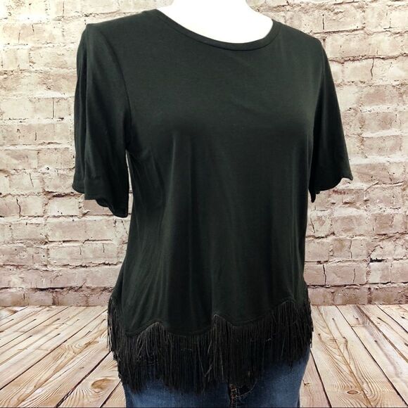 TOPSHOP scalloped fringe short sleeve top - Picture 1 of 5